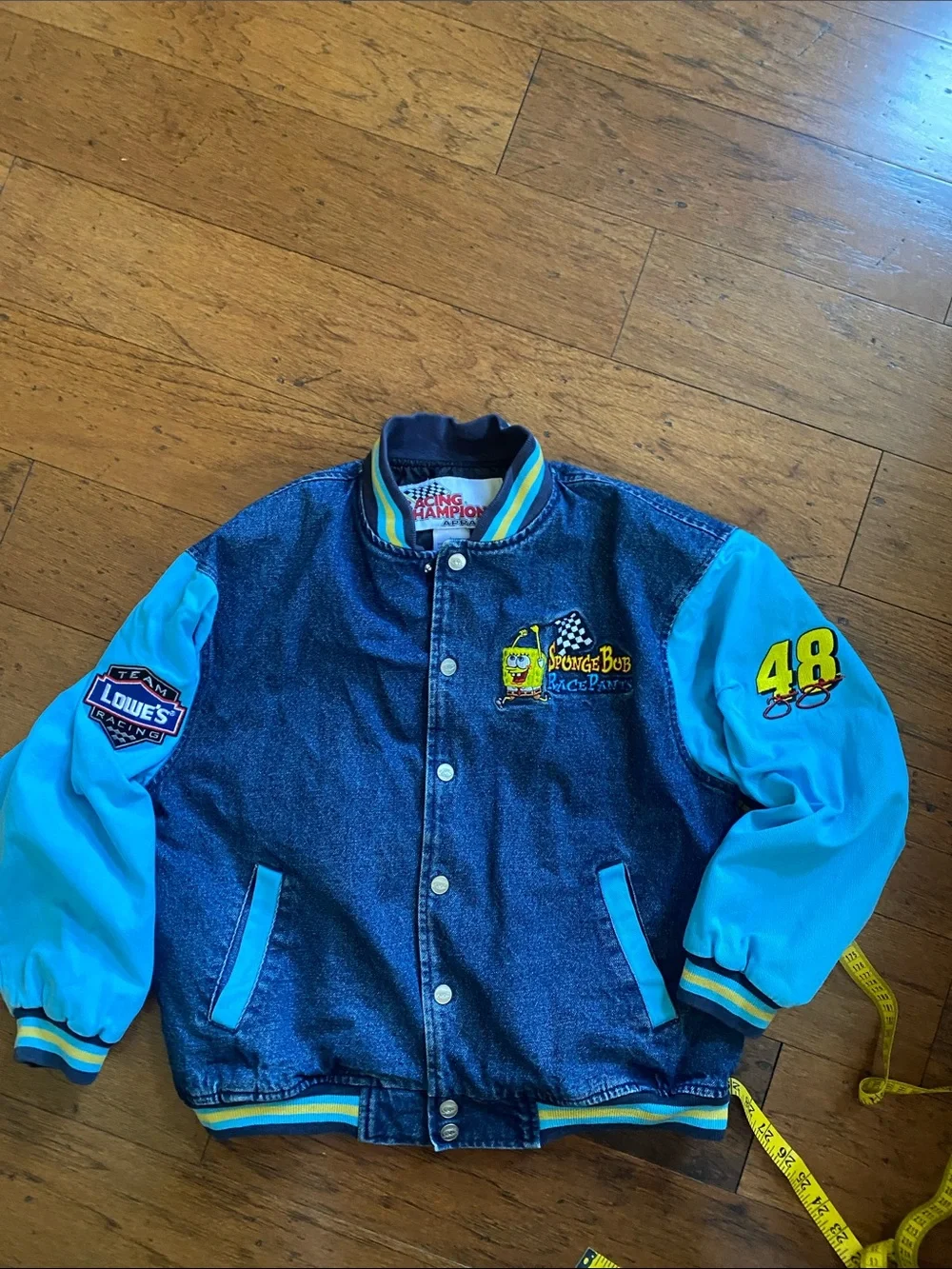 Racing Champions Vintage Sponge Bob Race Pants children’s bomber jacket-large